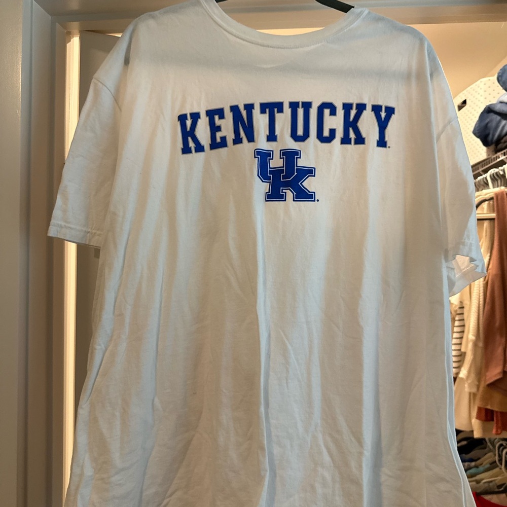Fanatics White T-Shirt